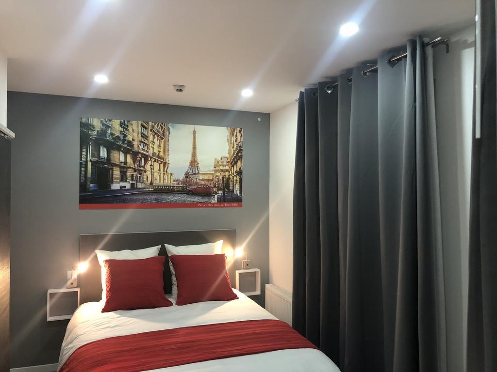 Paris Hotel Clichy Buitenkant foto