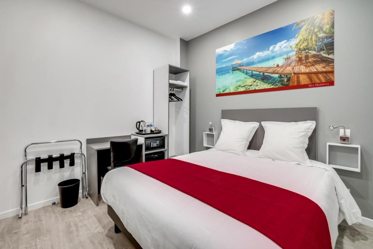 Paris Hotel Clichy Buitenkant foto